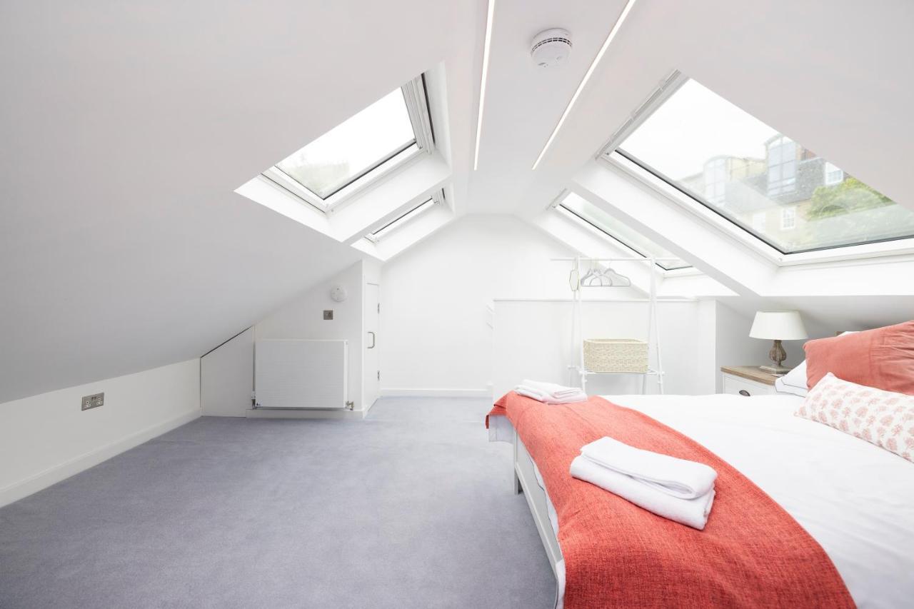 Modern 3-storey 3-bedroom Appartement